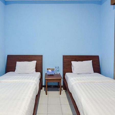 Sekar Ayu Hotel Malioboro Mitra Reddoorz Jogjakarta Buitenkant foto