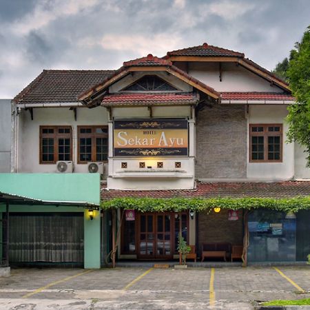 Sekar Ayu Hotel Malioboro Mitra Reddoorz Jogjakarta Buitenkant foto